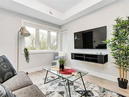 12 Jolliet | 12 Jolliet Avenue, Ottawa