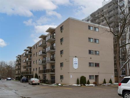 The Senate Apartments | 1223 Richmond St., London