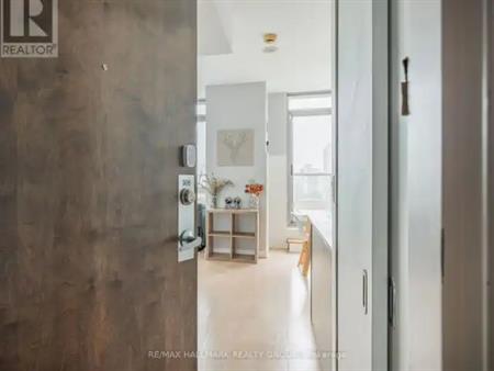906 - 383 CUMBERLAND STREET | 906 - 383 CUMBERLAND STREET, Ottawa