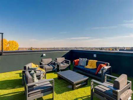 Harrison Marda Loop | 3470 18 Street Southwest, Calgary