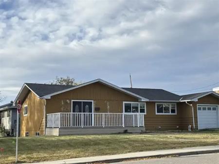 Three bedroom basement for rent | 3 Holmwood Avenue Northwest, Calgary