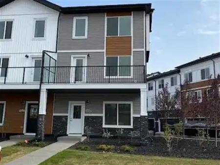 Beautiful Corner unit 4 bedroom or 3 plus Office | 1854 Cornerstone Boulevard Northeast, Calgary