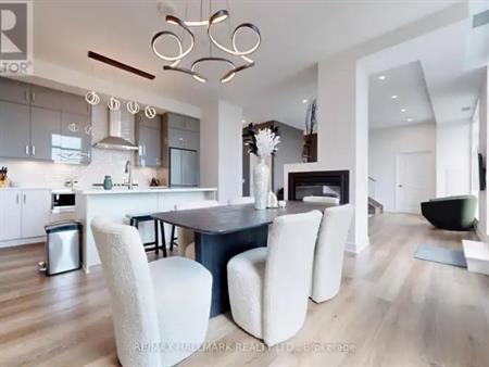 PH 704 - 11782 NINTH LINE | PH 704 - 11782 NINTH LINE, Whitchurch-Stouffville