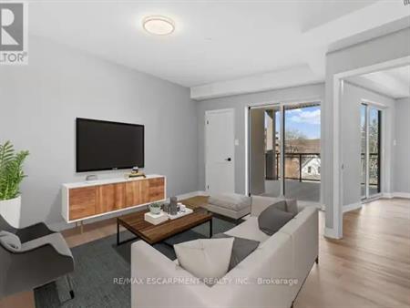 508 - 5002 KING STREET | 508 - 5002 KING STREET, Lincoln