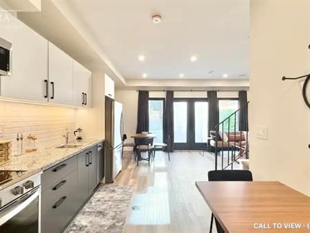 5-50 Castleton Ave, York, Ontario M6N 3Z7 | 50 Castleton Avenue, York