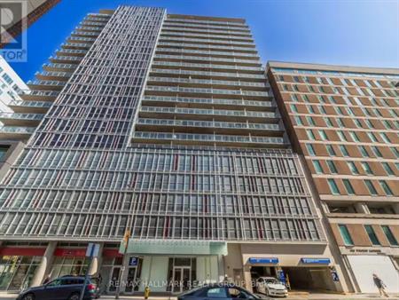 1907 - 324 LAURIER AVENUE | 1907 - 324 LAURIER AVENUE, Ottawa