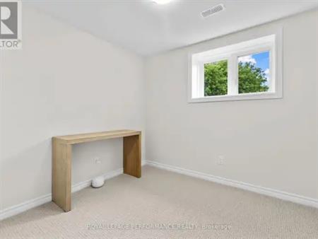 370 LABELLE STREET | 370 LABELLE STREET, Russell