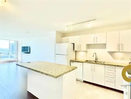 Spacious 2 Bed 2 Bath in Brentwood!! | 2138 Madison Avenue, Burnaby