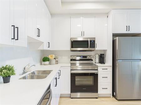 Orchards Townhouses | 6951 25th Ave SW, Edmonton
