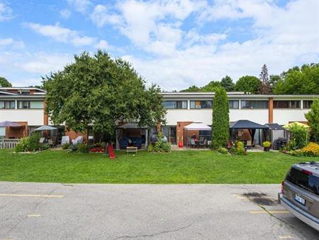 2055 - 2057 Barsuda Drive | 2057 Barsuda Drive, Mississauga