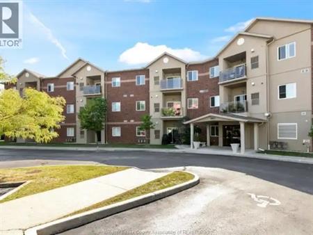 1885 WESTVIEW PARK Unit# 108 | 1885 WESTVIEW PARK Unit# 108, LaSalle