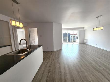 NOUVELLEMENT DISPONIBLE / Appartement ** 4 ½ **