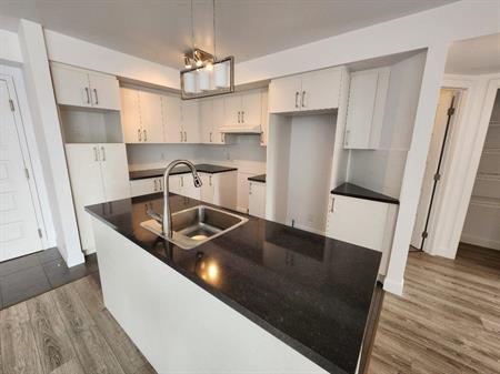 Grand **4 ½**/NOUVEAU Secteur Charlesbourg