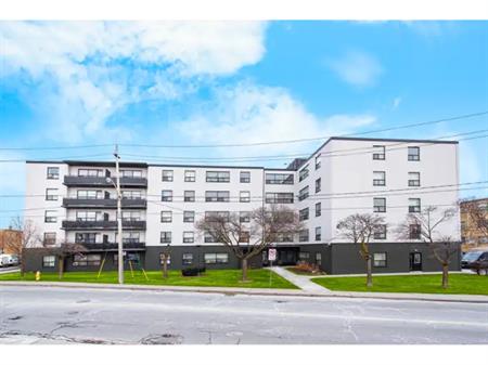1050 Castlefield Avenue | 1050 Castlefield Avenue, Toronto