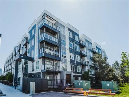 Park Ave | 11235 105 Ave, Edmonton