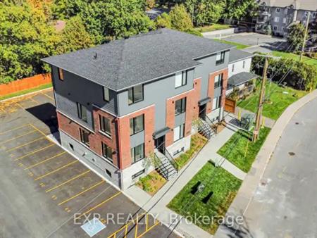200 - 255 CASTOR STREET | 200 - 255 CASTOR STREET, Russell