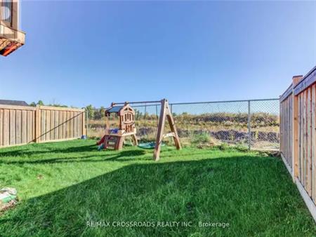 LOWER - 15 NIDDERY STREET | LOWER - 15 NIDDERY STREET, Clarington
