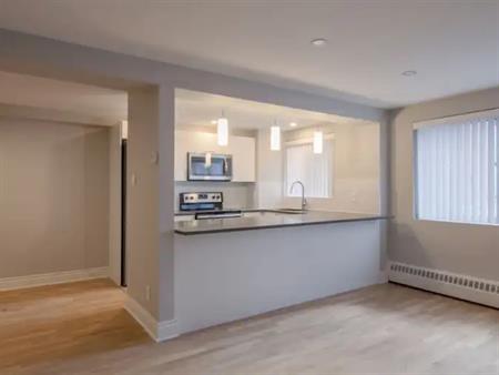 3421 Rue Drummond | 3421 Rue Drummond, Montreal