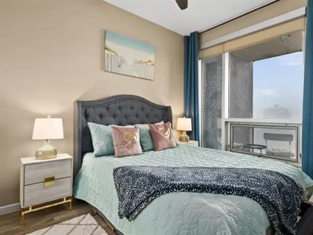 Bright Fully Furnished One Bedroom in Downtown Calgary. Free parking | 2706 - 1320 1 St SE, Calgary