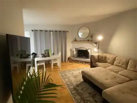 Main floor three bedroom suite | 5842 Dalgleish Road Northwest, Calgary