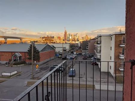 2 Bedroom Suite Minutes from Downtown | 1902 11th Ave SW, Calgary