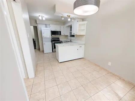 5775 Frontenac St - 1 | 5775 Frontenac St -, Niagara Falls