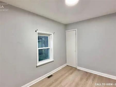02-312 Piccadilly St, London, Ontario N6A 1S5 | 312 Piccadilly Street, London