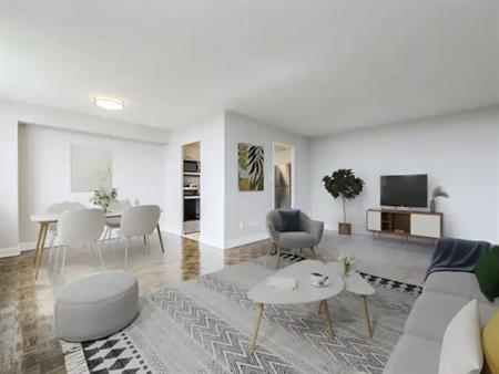 Lakewood Apartments I | 1257 Lakeshore Road, East, Mississauga