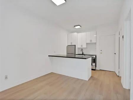 5-7 Thorburn Avenue | 7 Thorburn Avenue, Toronto
