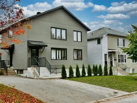 2465 Chasseur Ave #C | 2465 Avenue du Chasseur, Ottawa