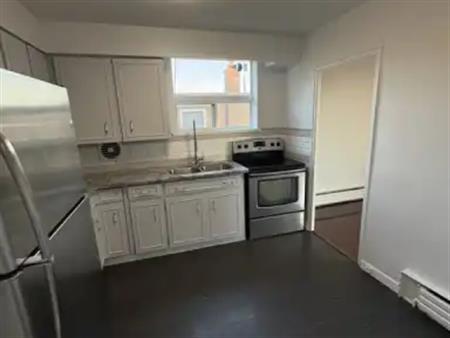 46 Meadowbrook Road | 46 Meadowbrook Road, Toronto