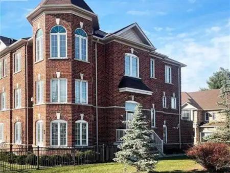19 EDISON WAY | 19 EDISON WAY, Whitby