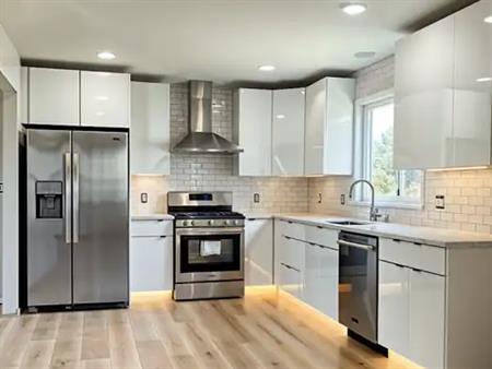 Rent Incentive! Stunning Fully Renovated Bungalow of 3-Bed Main Floor Suite | 11423 111A Avenue Northwest, Edmonton