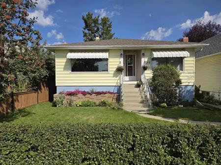 Family-Friendly Home w/ Garage, Across from Park | 622 8 Avenue Northeast, Calgary