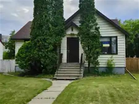 House for rent at 10922 108 Street Northwest | 10922 108 Street Northwest, Edmonton