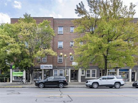 6156 Sherbrooke West | 6156 Sherbrooke West, Montreal