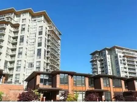 Emerald Penthouses- 3 Bedroom 2 Bathroom- Starting at $3,400 / Month | 6888 Cooney Road, Richmond