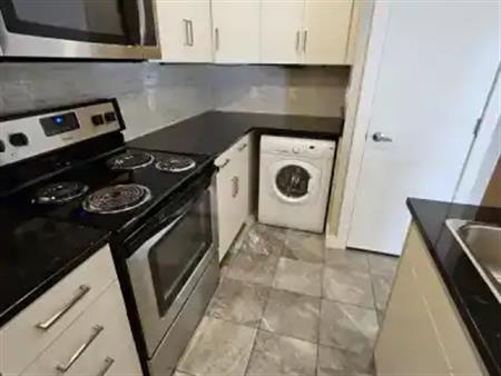 Washer/Dryer and Dishwasher ! | 16315 96A Avenue Northwest, Edmonton