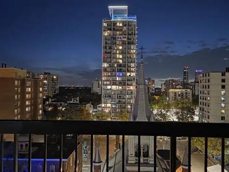 10th floor west facing 2 bedroom,2bathroom,2stall underground parking in Oliver. | 1005 - 9917 110 St NW, Edmonton