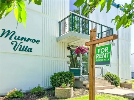1025 Munroe Avenue | 1025 Munroe Avenue, Winnipeg