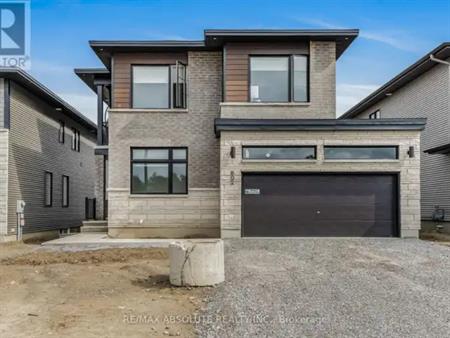 B - 802 NINAATIK PLACE | B - 802 NINAATIK PLACE, Ottawa
