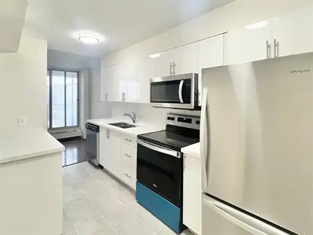 Silver Spear | 1355 Silver Spear Road, Mississauga