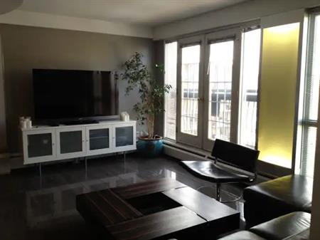 2 Bedroom - Fully Furnished Executive Suite near 17th Ave SW | 706 15th Ave SW, Calgary