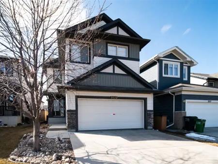 Pond View, Double garage attach Single family house for Rent. | Edmonton