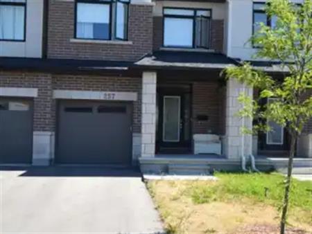 257 FINSBURY AVENUE | 257 FINSBURY AVENUE, Ottawa