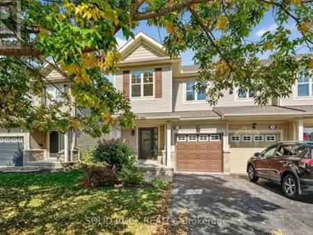 196 TRAIL SIDE CIRCLE | 196 TRAIL SIDE CIRCLE, Ottawa