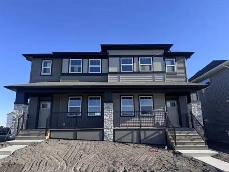 Brand New Modern 3 Bedroom 2.5 Bathroom | Calgary