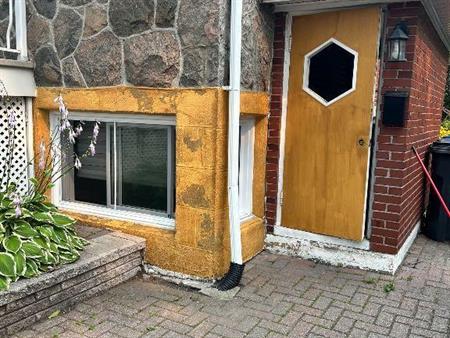 3 1/2 sous-sol de résidence privée