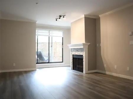 Whyte Ave 2357 | 2357 Whyte Avenue, Port Coquitlam