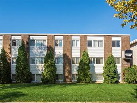 Highland House Apartments | 10640 114 Street NW, Edmonton